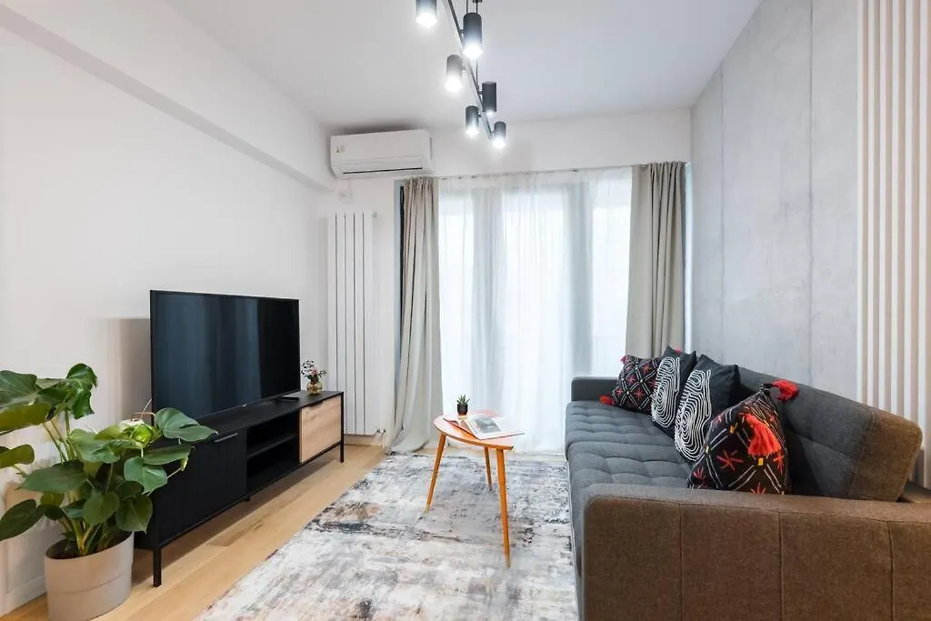 Apartment Sunny 2Br Flat - Top Location - Charming Balcony Bucharest Romania